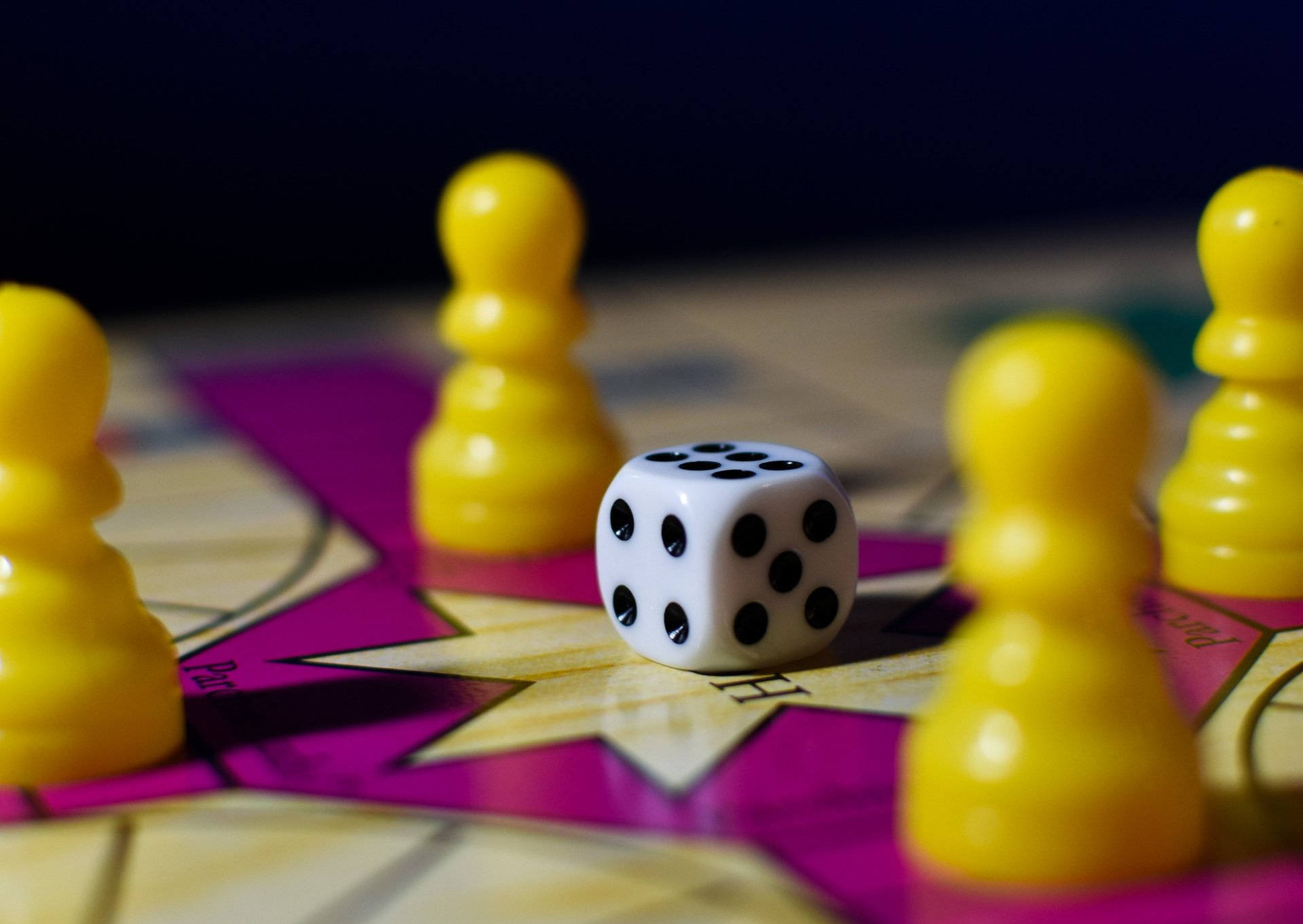 טיפול רגשי - תודעתי, דר' לני שמיר שם טוב, הקליניקה